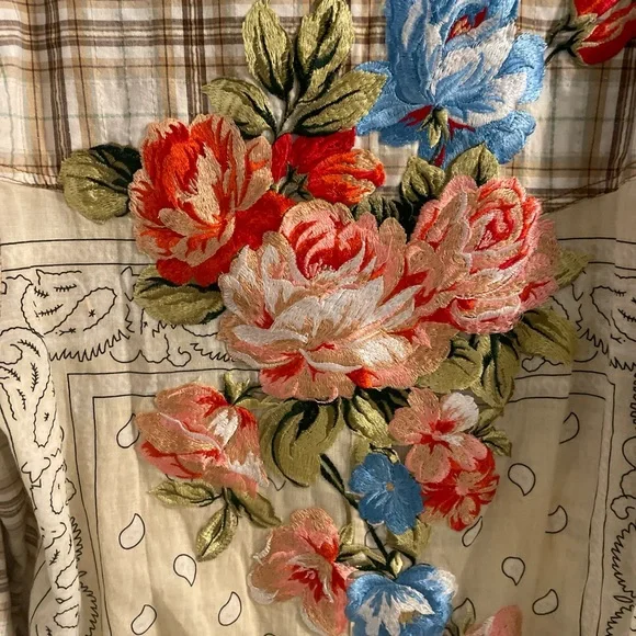 ARATTA SILENT JOURNEY LRG ROUGH RIDER PLAID EMBROIDERED FLORAL BACK TUNIC SHIRT - Picture 9 of 13